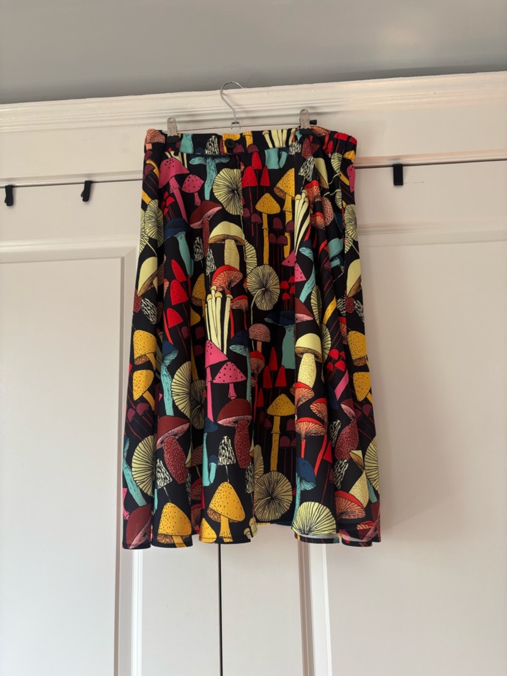 Women’s Black Mushroom Print A-Line Skirt